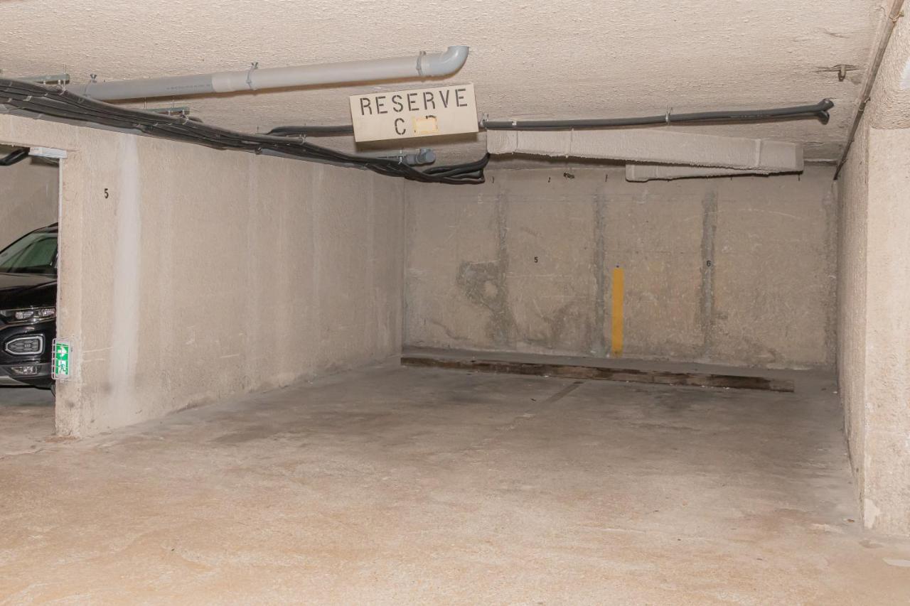 Suite Romanee 6 Personnes Vue Cathedrale 2 Places De Parking ديجون المظهر الخارجي الصورة